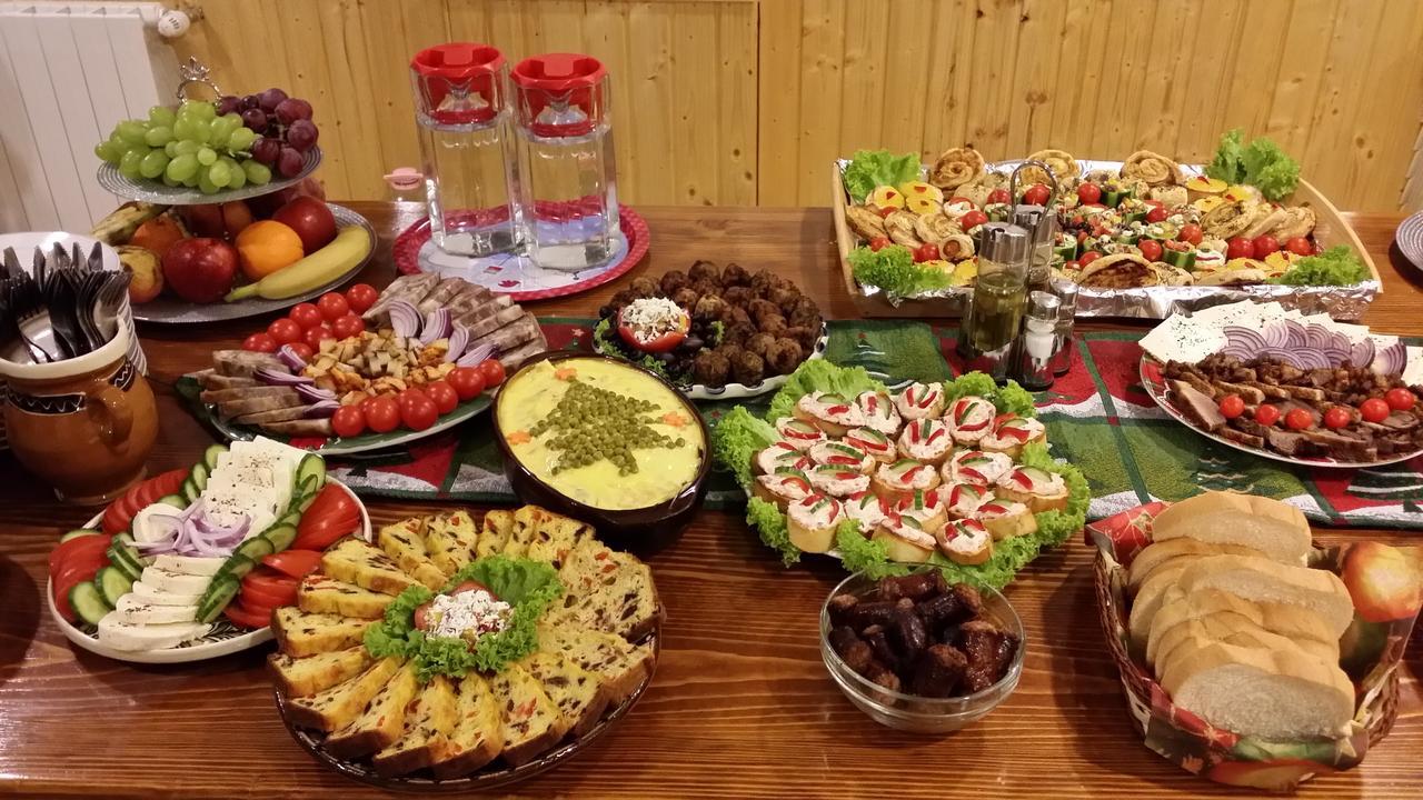 Vila Cabana Barlogul Lupilor Berevoesti Pokoj fotografie